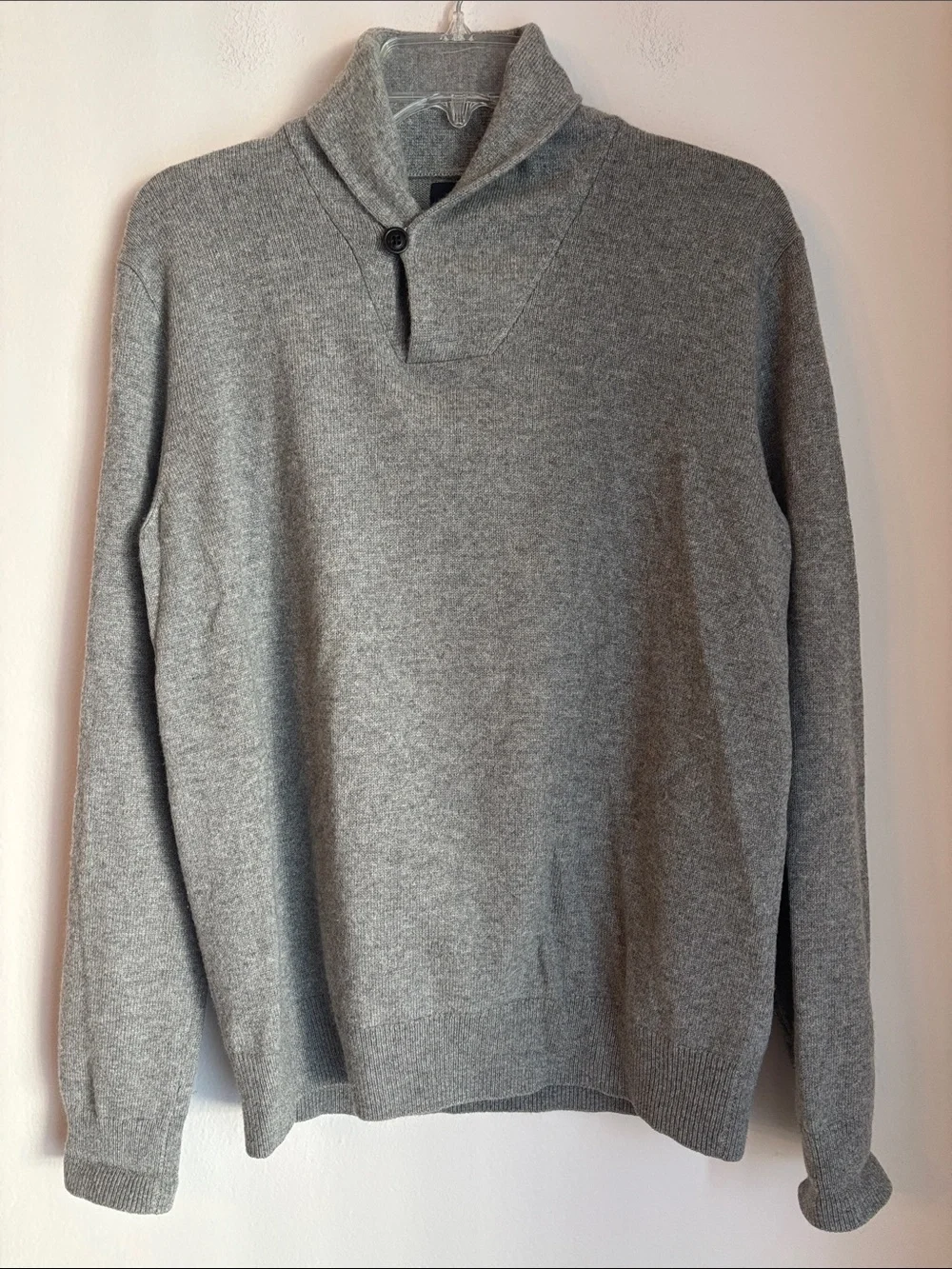 J. crew Men's Gray 100% cashmere Shawl Collar Button Sweater medium preppy EUC